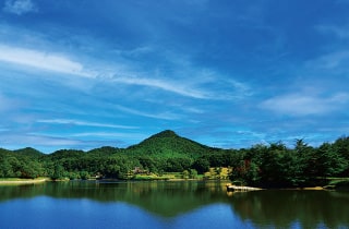 有馬富士と湖面