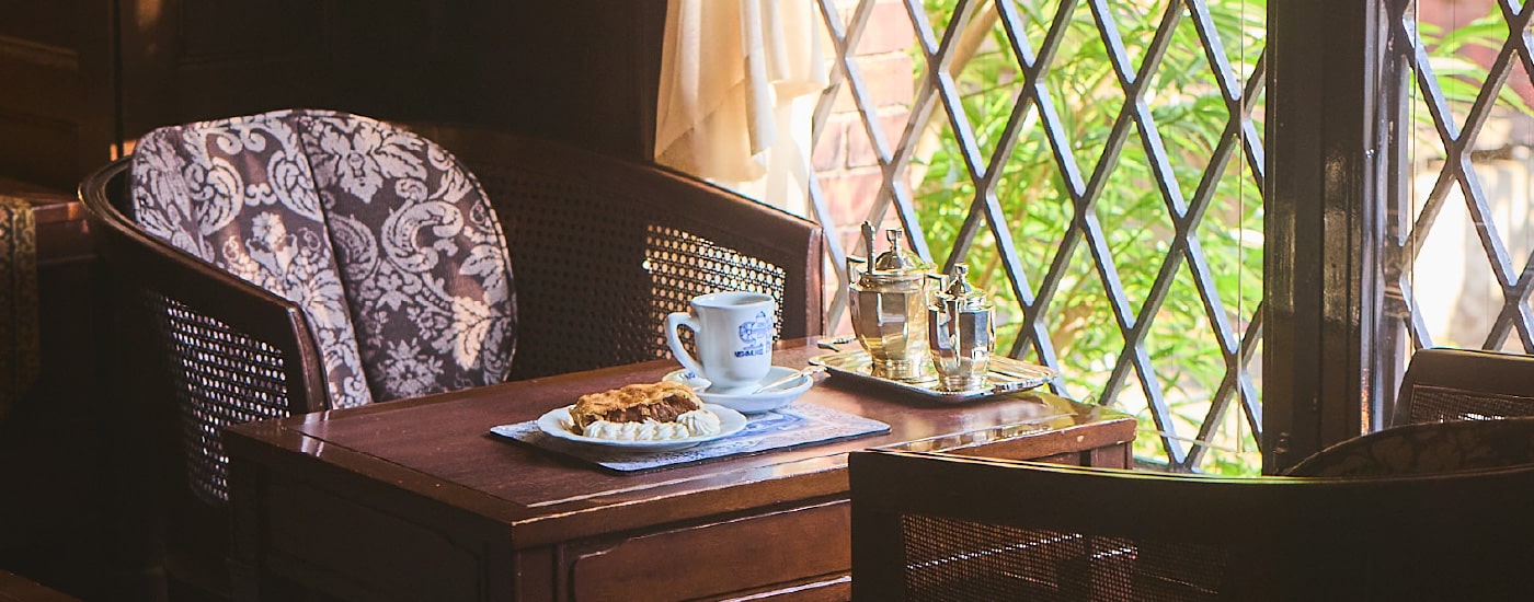 陽気に誘われ神戸へ、大人の純喫茶ドライブ